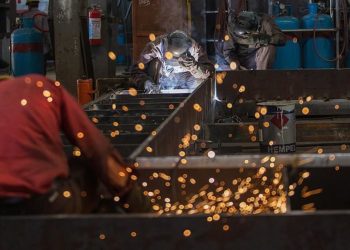 OECD, Türkiye ekonomisinin 2022 büyüme tahminini artırdı