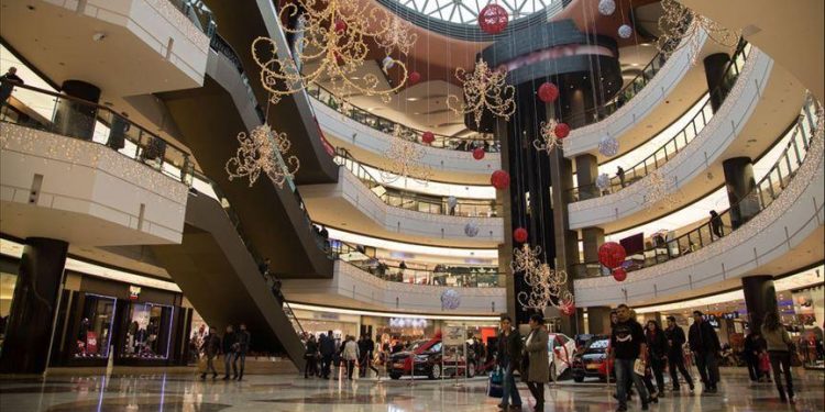 AVM’lerde Koronavirüs Önlemi: Çalışma Saatlerinde Değişikliğe Gidildi