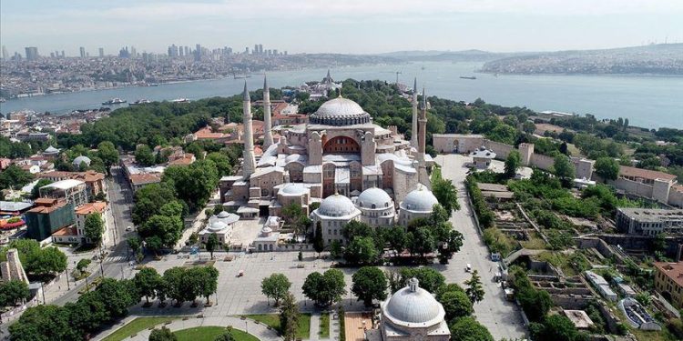 Ayasofya ABD’nin ‘Dini Özgürlükler Raporu’na Girdi, Çavuşoğlu ‘Konu Ulusal Egemenliktir’ Diye Çıkıştı