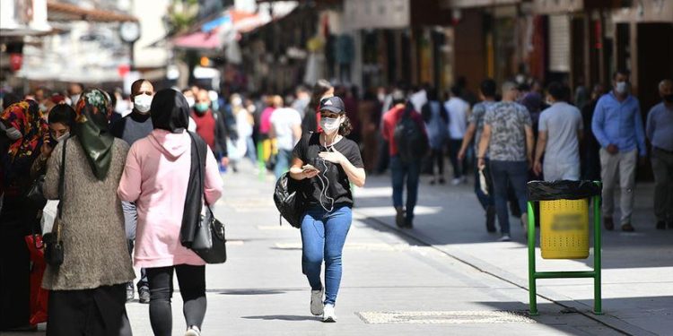 Koronavirüs Türkiye: Bugünkü Vaka Sayısı Bin 22, Can Kaybı 28