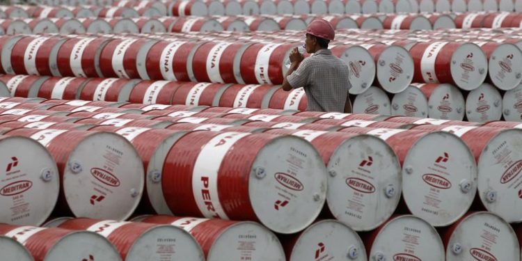 Tarihi Düşüş: ABD’de Petrol İlk Defa Negatif Fiyattan İşlem Gördü