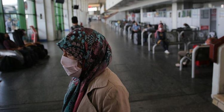Türkiye’de Koronavirüsten 24 Saatte 27 Kişi Daha Hayatını Kaybetti