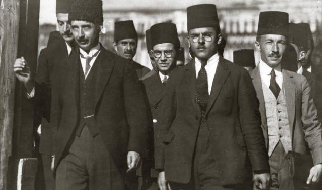 Çavuşoğlu Lozan’a Yüklendi: ‘Okullarda Bize Başarı Öyküsü Diye Anlattılar’