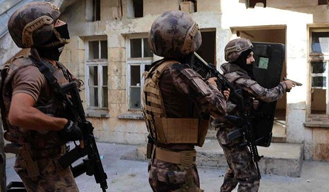 Gaziantep’te Uyuşturucu Satıcılarına 670 Polisle Operasyon: 19 Gözaltı