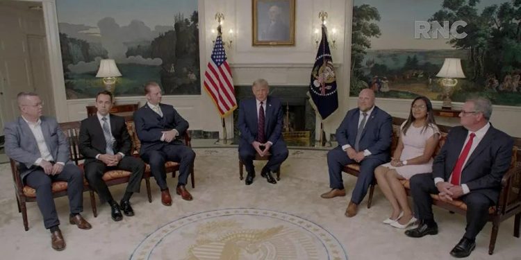 Trump’tan Erdoğan İçin ‘Brunson’ Yorumu: ‘Birkaç Konuşma Yaptıktan Sonra Onunla Anlaştık, Çok İyiydi’